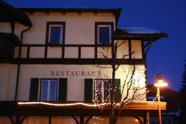 Krumpendorferhof ภายนอก รูปภาพ